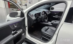Mercedes-Benz GLA 220 * ПАНОРАМА * KEYLESS * DRIVER ASSIST * , снимка 5