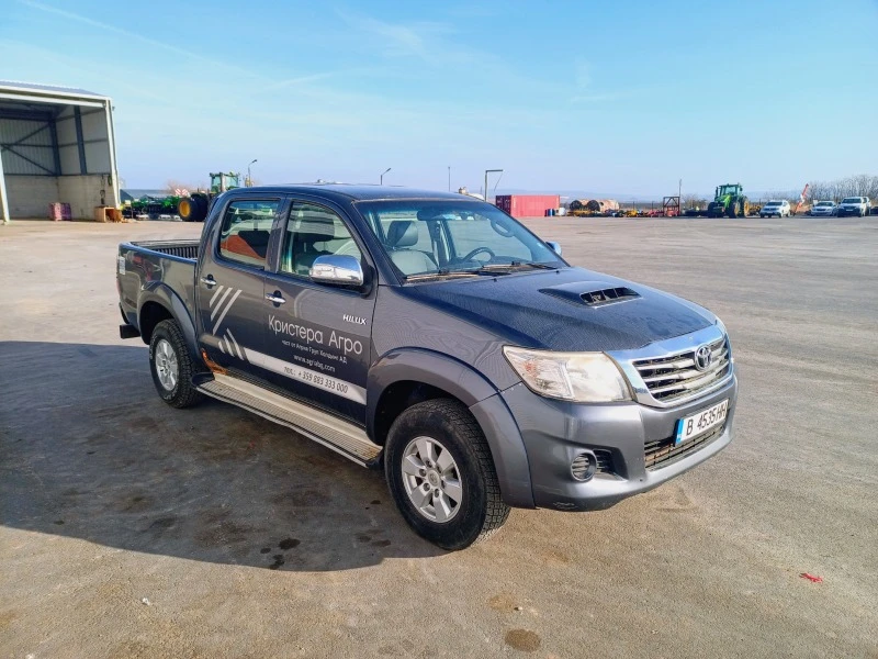 Toyota Hilux D4D, снимка 3 - Автомобили и джипове - 48236903