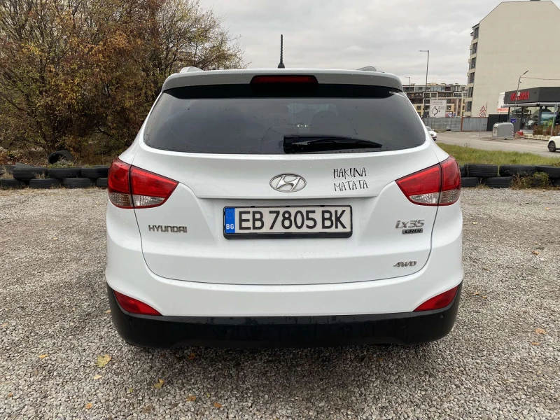 Hyundai IX35 2.0 CRDI, снимка 5 - Автомобили и джипове - 47995973