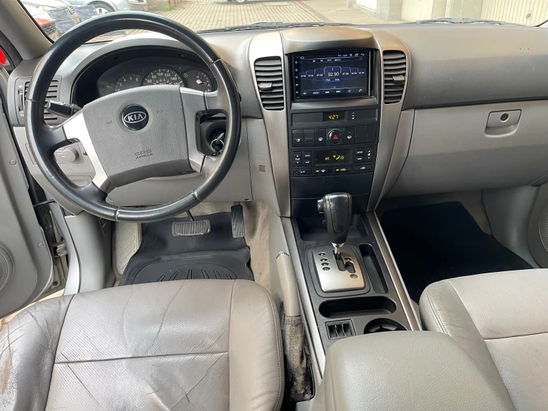 Kia Sorento КЛИМАТРОНИК, снимка 9 - Автомобили и джипове - 49218097