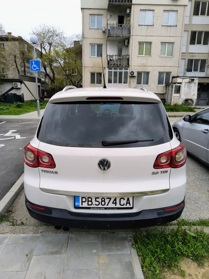 VW Tiguan, снимка 5 - Автомобили и джипове - 52569626
