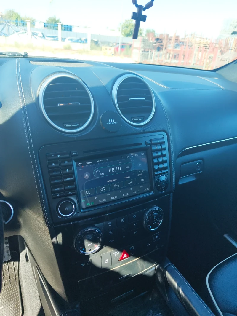 Mercedes-Benz ML 300 3000 дизел, снимка 7 - Автомобили и джипове - 51786878