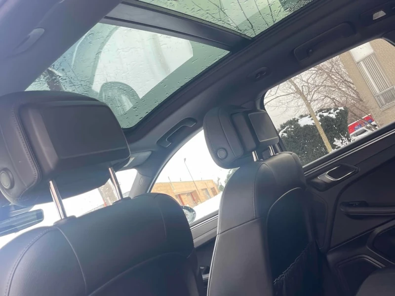 Porsche Macan  AWD * CARFAX * ПАНОРАМА* ПОДГРЕВ* , снимка 11 - Автомобили и джипове - 53252707