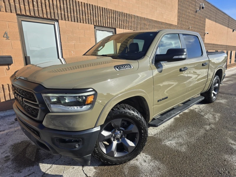 Dodge RAM 1500 Big Horn 4x4 Crew Cab