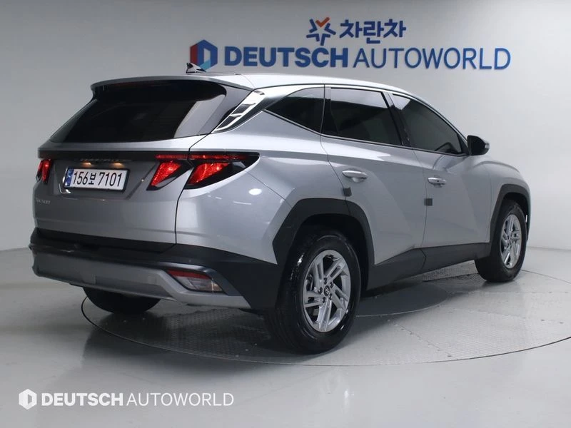 Hyundai Tucson 2.0 Automatic, снимка 2 - Автомобили и джипове - 55842252