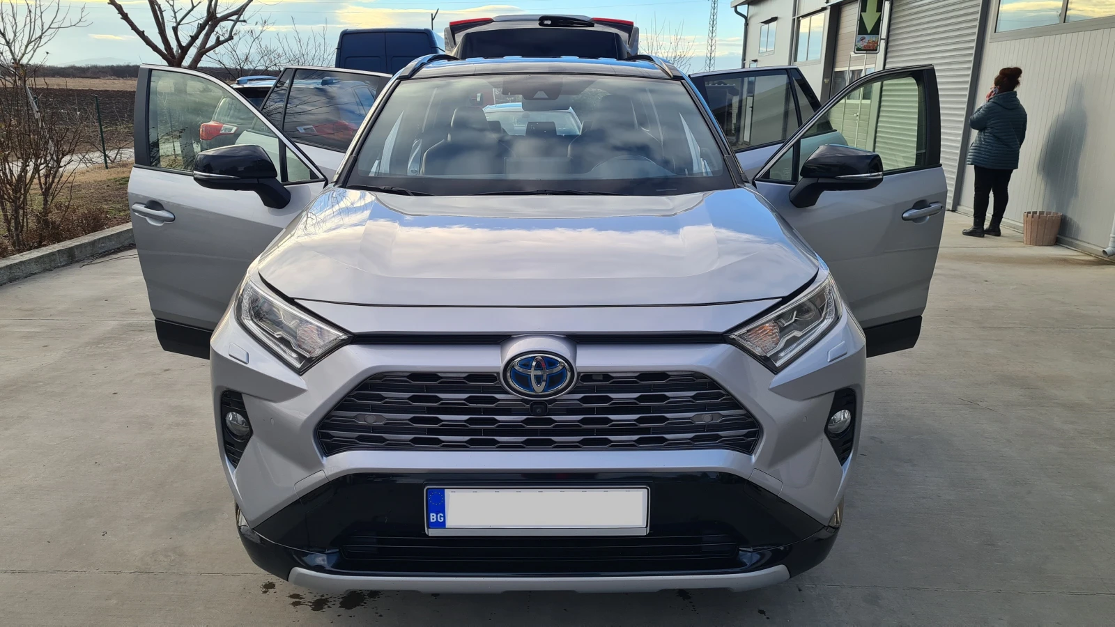 Toyota Rav4 2.5 4X4 HYBRID | Mobile.bg   1