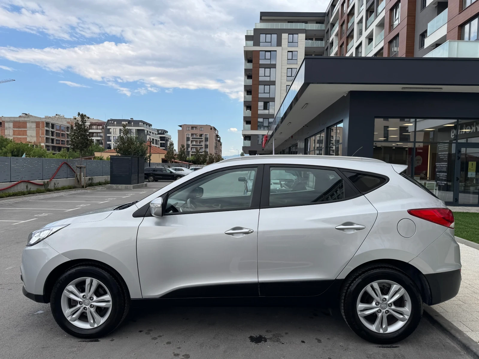 Hyundai IX35 1.7 CRDi* ВЕРИГА* 6 СКОРОСТИ* EURO 5 - изображение 6