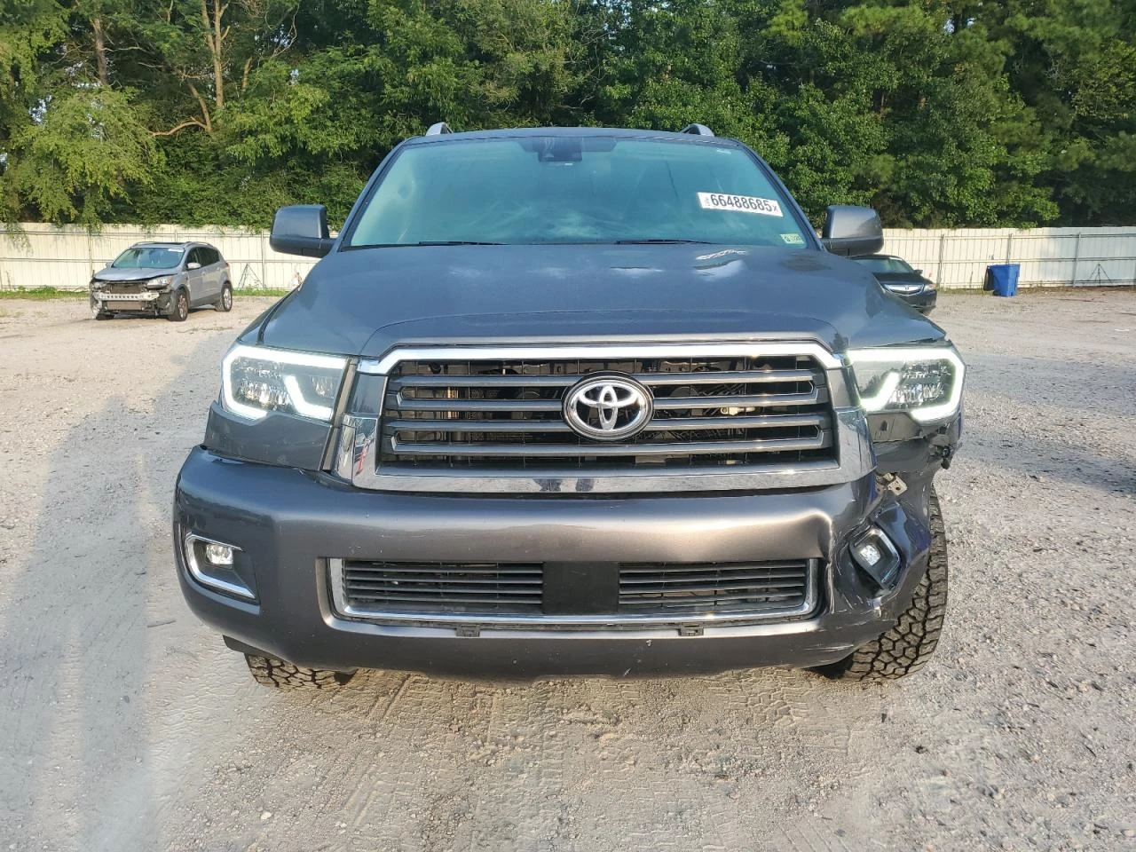 Toyota Sequoia LIMITED AWD - изображение 5