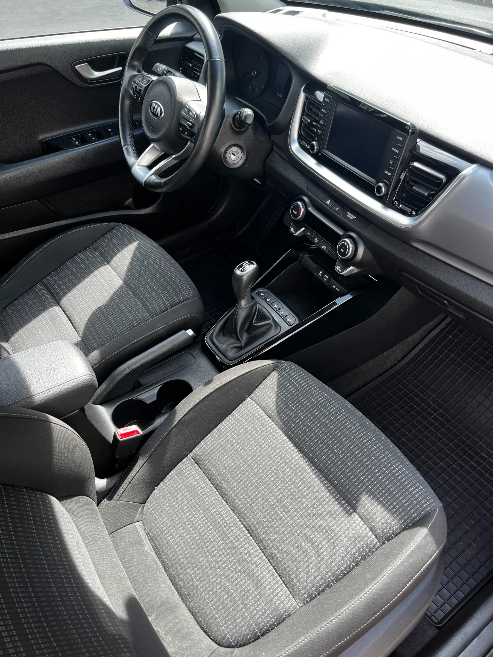 Kia Stonic | Mobile.bg   11