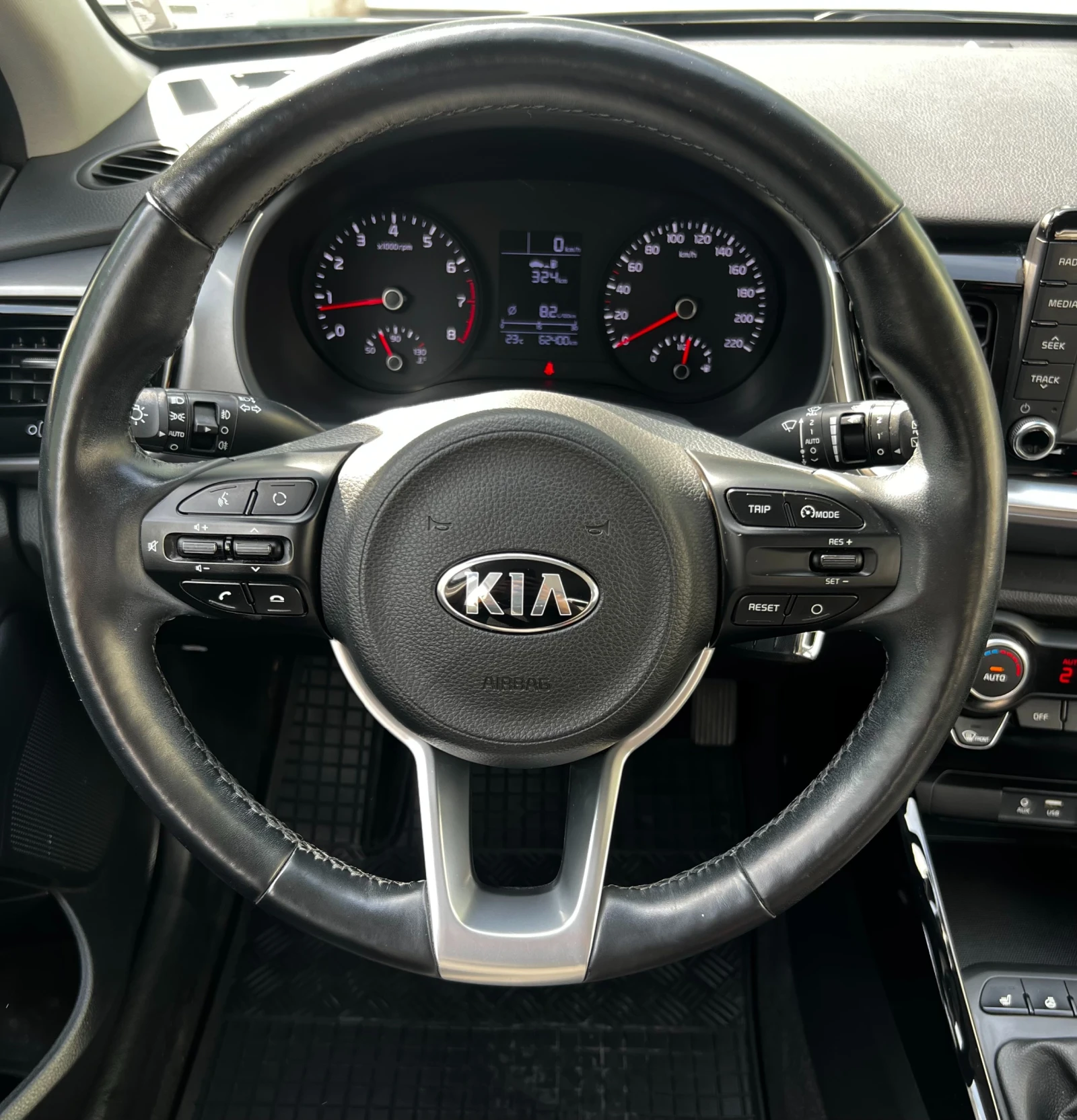 Kia Stonic | Mobile.bg   14