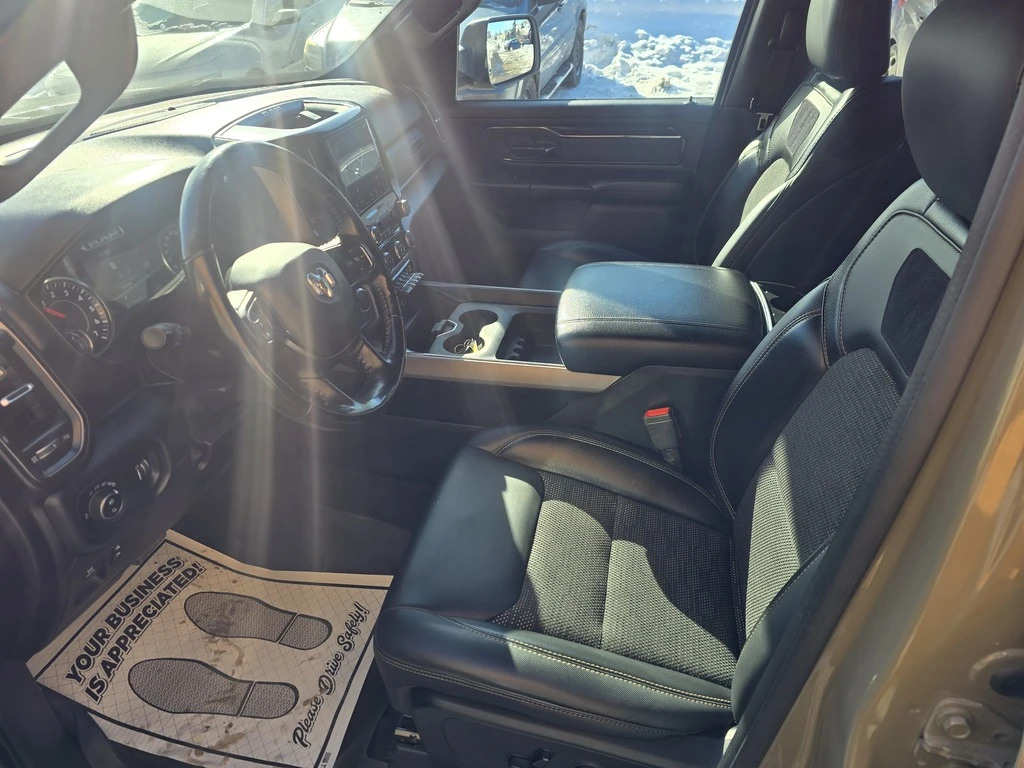 Dodge RAM 1500 Big Horn 4x4 Crew Cab - изображение 8