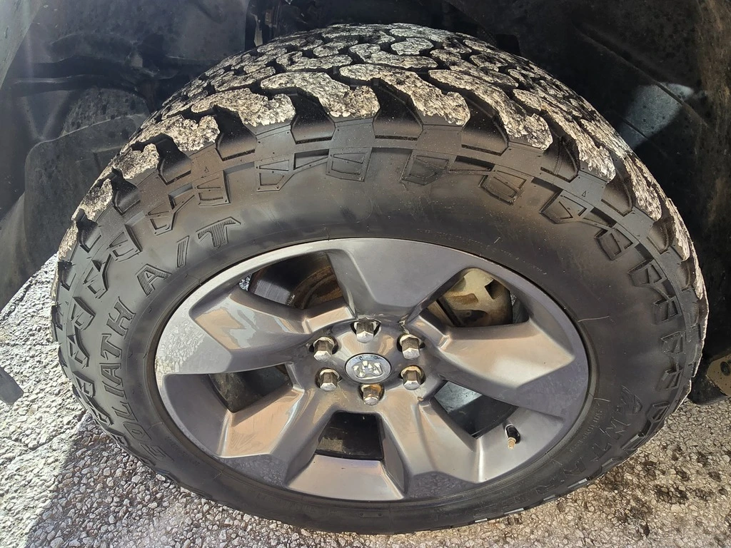 Dodge RAM 1500 Big Horn 4x4 Crew Cab | Mobile.bg � ����������� 13