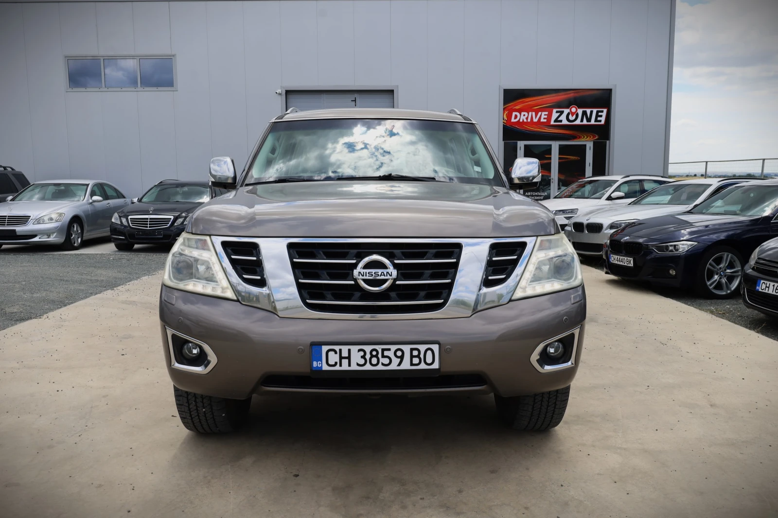 Nissan Patrol 4.0 БЕНЗИН, снимка 2 - Автомобили и джипове - 54910605