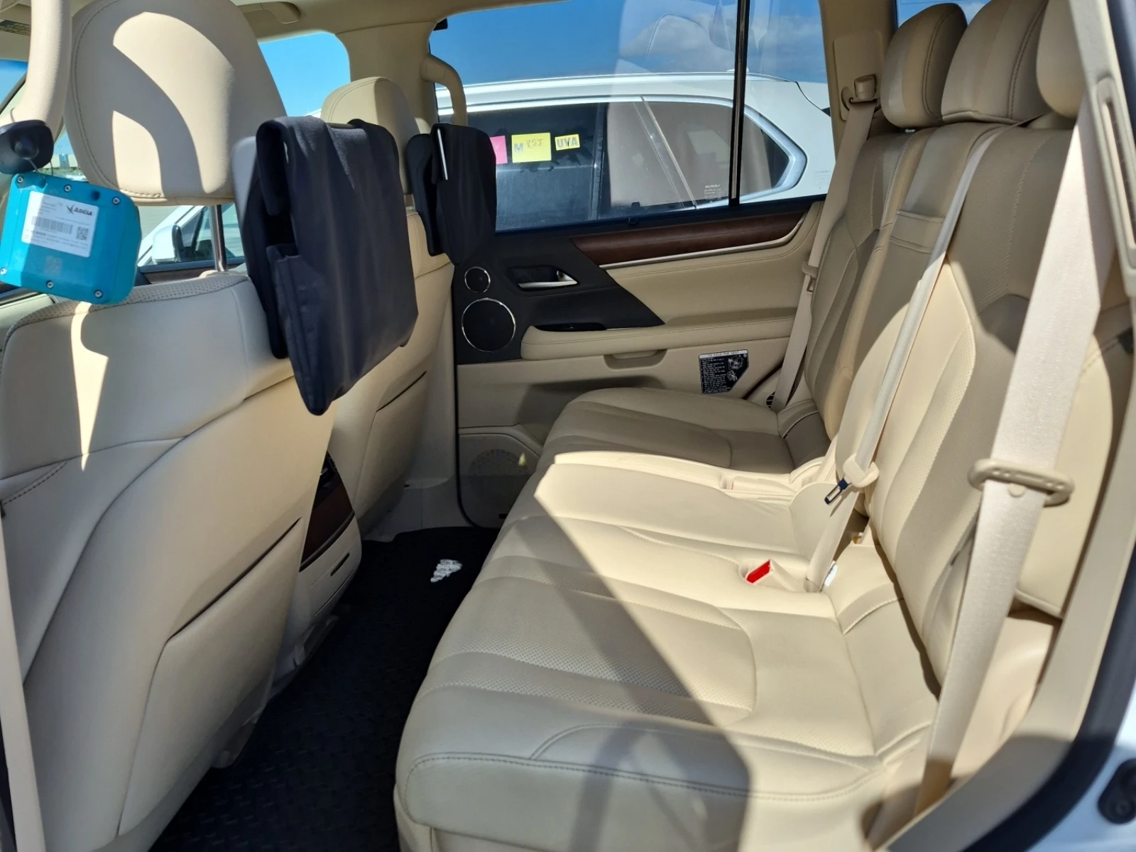 Lexus LX 570 * * CARFAX * * АВТО КРЕДИТ * * , снимка 9 - Автомобили и джипове - 54946890