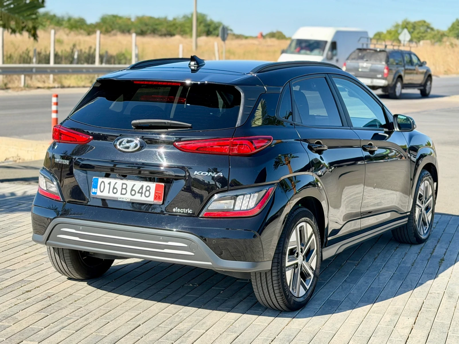 Hyundai Kona 67 kWh Facelift, снимка 6 - Автомобили и джипове - 55999663