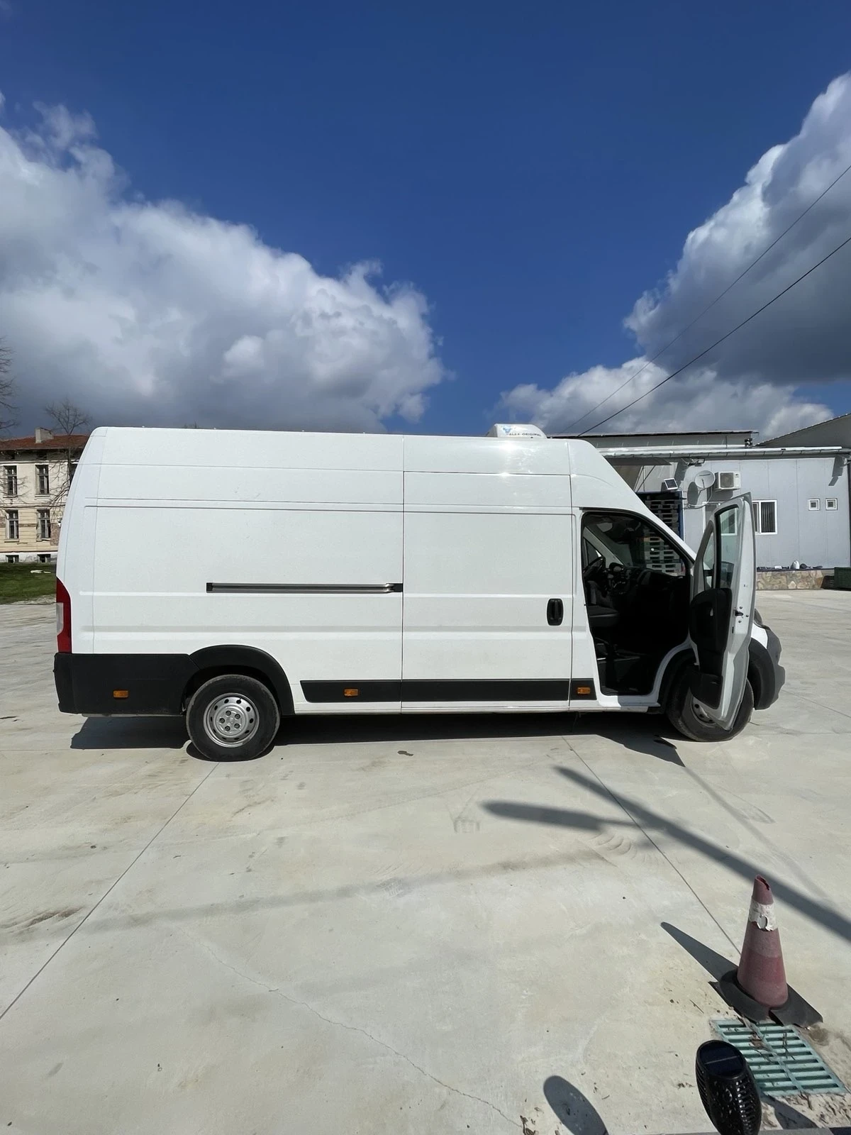 Peugeot Boxer 2.2 HDI 165hp - изображение 4