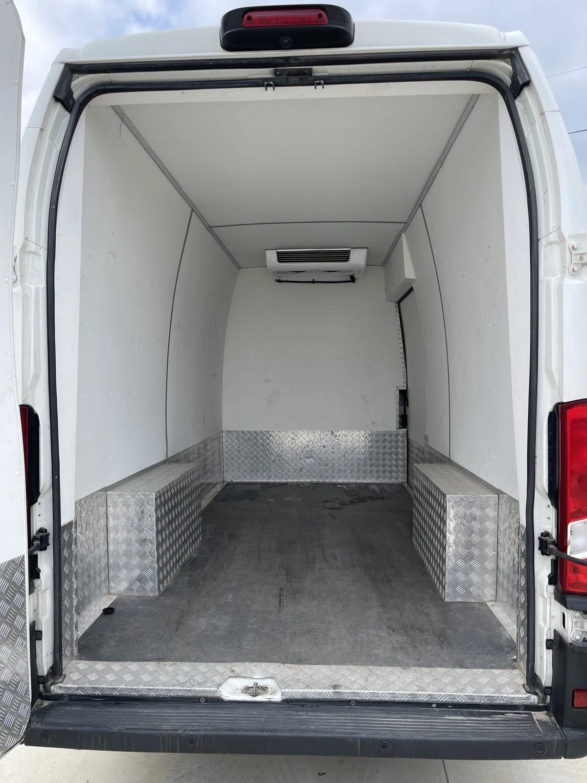 Peugeot Boxer 2.2 HDI 165hp - изображение 6