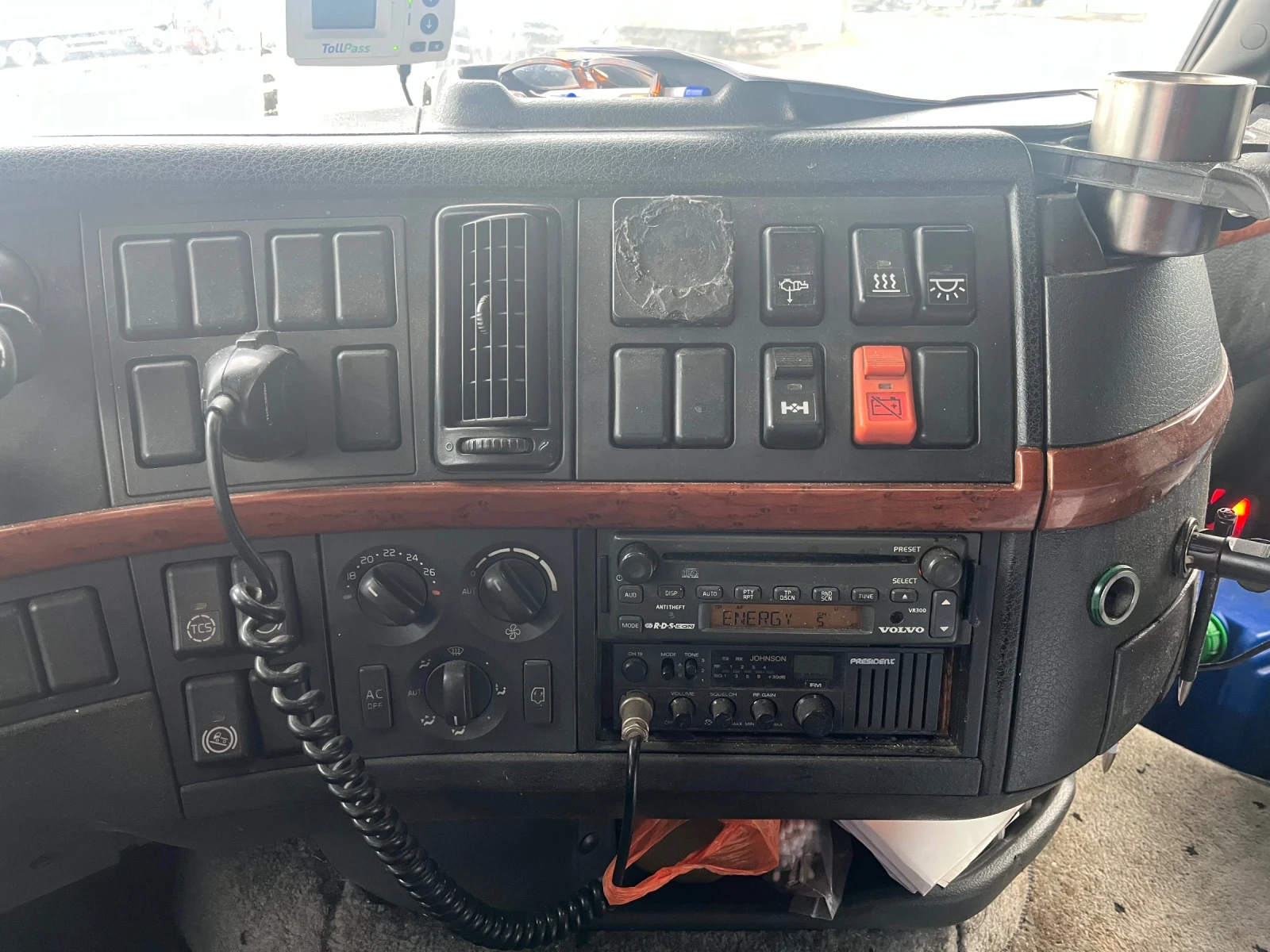 Volvo Fh 12, снимка 7 - Камиони - 54087645