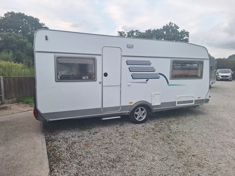 Каравана HYMER / ERIBA Nova 535