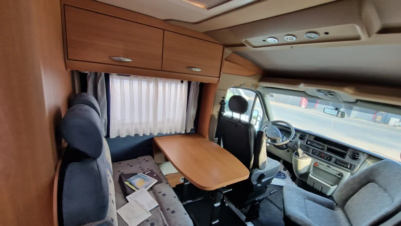 Кемпер Knaus SKY TI, снимка 5 - Каравани и кемпери - 51674688