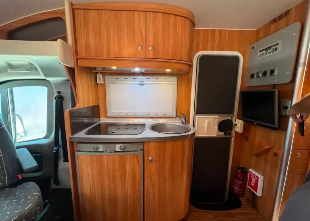 Кемпер Fiat Ducato, снимка 7 - Каравани и кемпери - 55798224