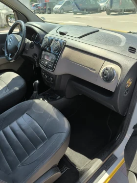 Dacia Lodgy 1.6i* Газ* Клима* Кожа, снимка 9