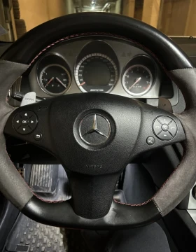 Обява за продажба на Mercedes-Benz C 63 AMG ~41 500 лв. - изображение 4