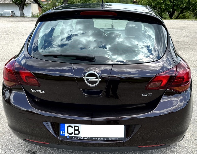 Opel Astra, снимка 6 - Автомобили и джипове - 46226957