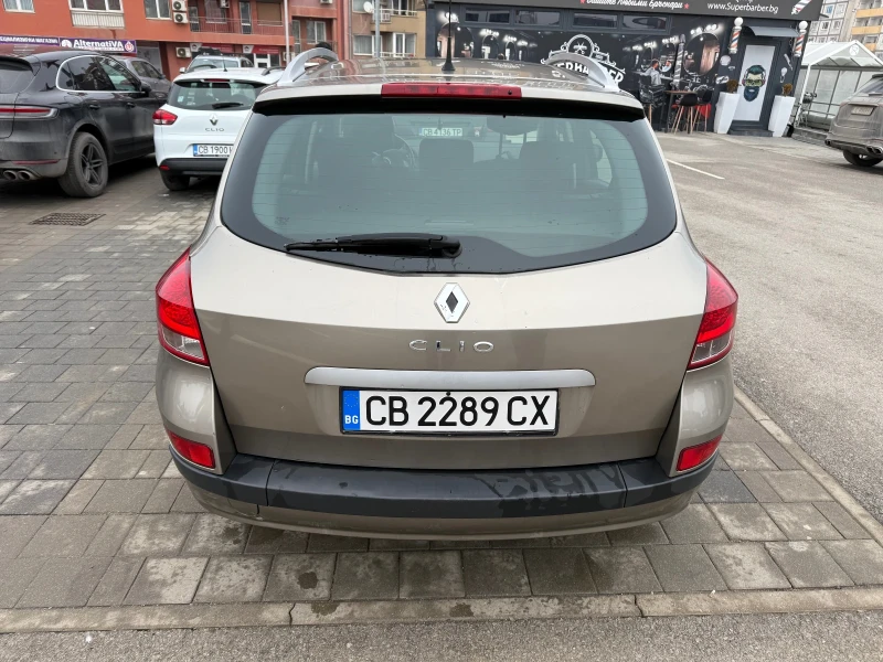 Renault Clio, снимка 3 - Автомобили и джипове - 48729712