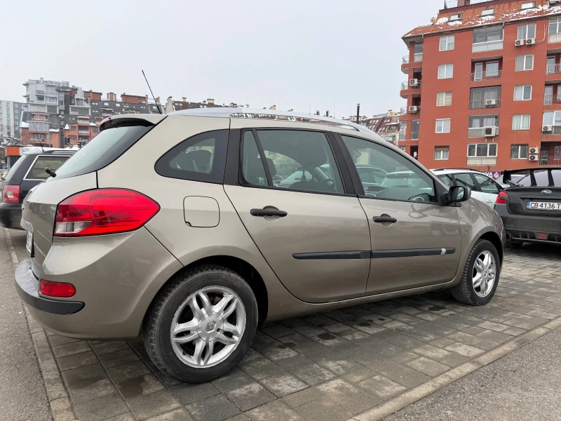 Renault Clio, снимка 2 - Автомобили и джипове - 48729712