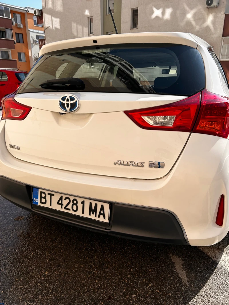 Toyota Auris, снимка 6 - Автомобили и джипове - 49221273