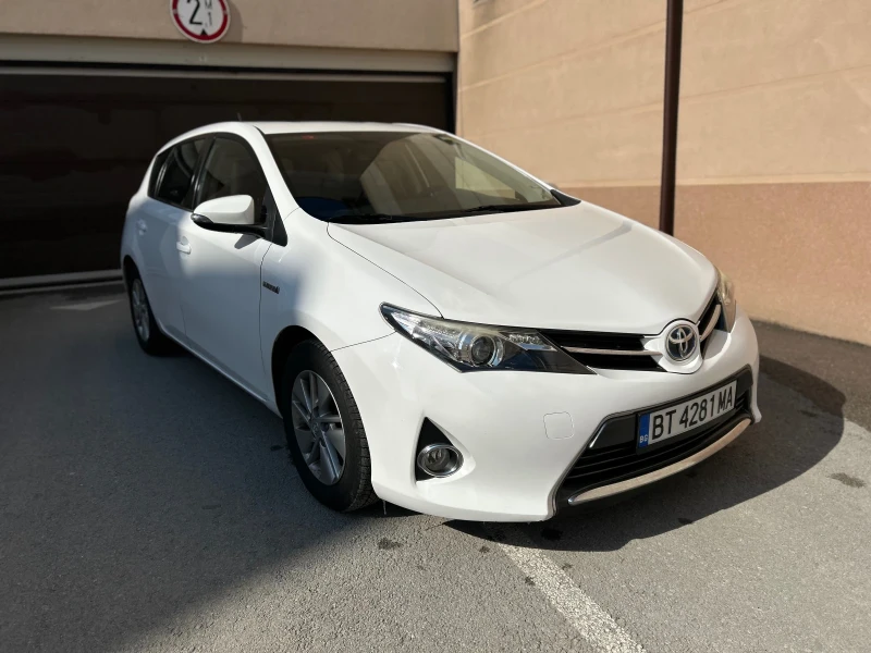 Toyota Auris, снимка 1 - Автомобили и джипове - 49221273