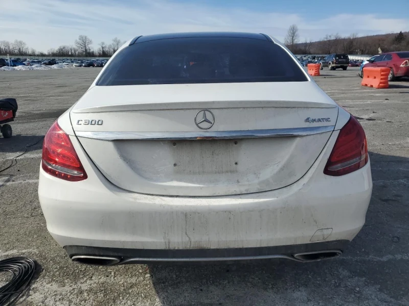 Mercedes-Benz C 300, снимка 5 - Автомобили и джипове - 49418529