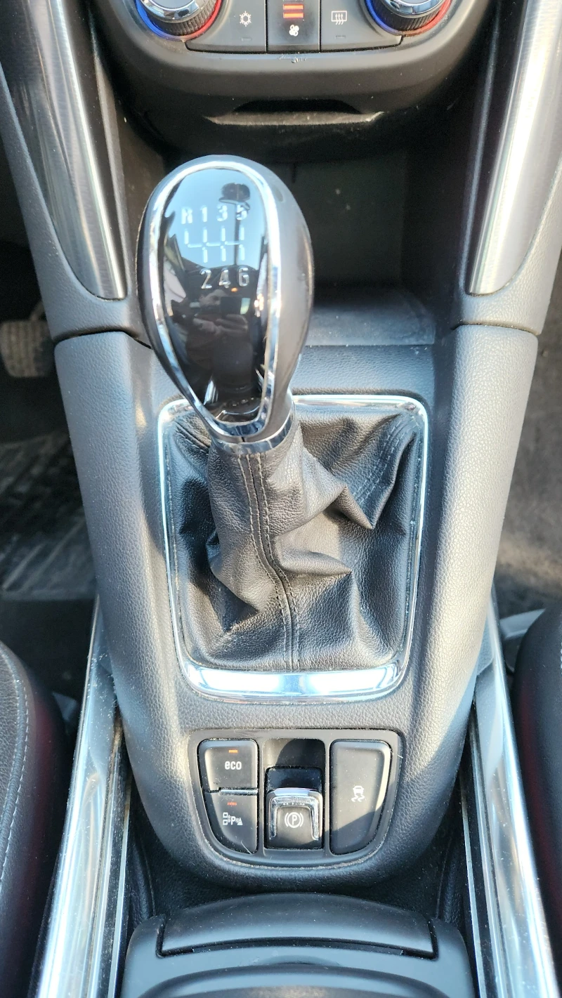 Opel Zafira Tourer C 2.0 CDTI 165 к.с., снимка 9 - Автомобили и джипове - 52498170