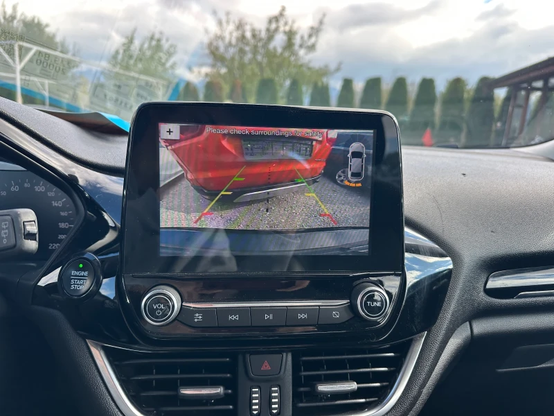 Ford Fiesta 1.5 TDCI, снимка 13 - Автомобили и джипове - 52017424