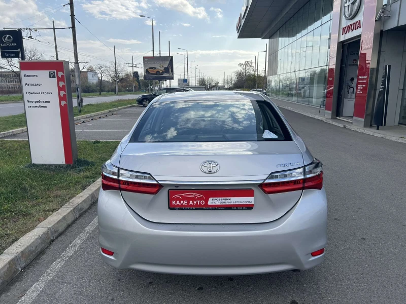 Toyota Corolla 1.6 VVT-i 6MT Luna, снимка 5 - Автомобили и джипове - 52501797