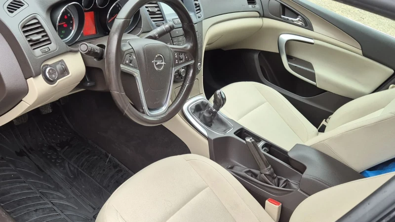 Opel Insignia Limuzine 1.8 gaz, снимка 5 - Автомобили и джипове - 53021204