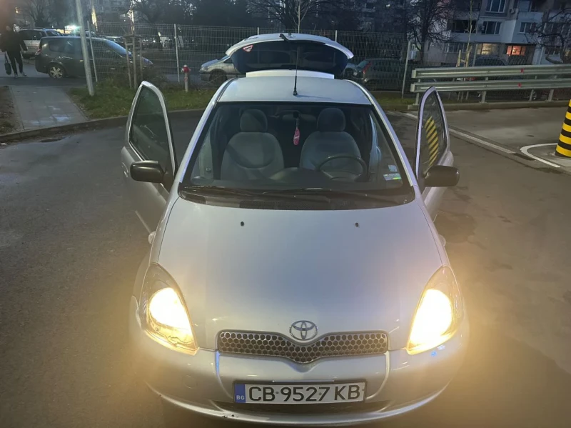 Toyota Yaris, снимка 2 - Автомобили и джипове - 53276955