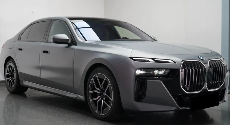 BMW 750 e xDrive M Package Plug-in Hybrid Гаранционен