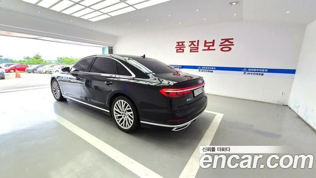 Audi A8, снимка 5 - Автомобили и джипове - 56081528
