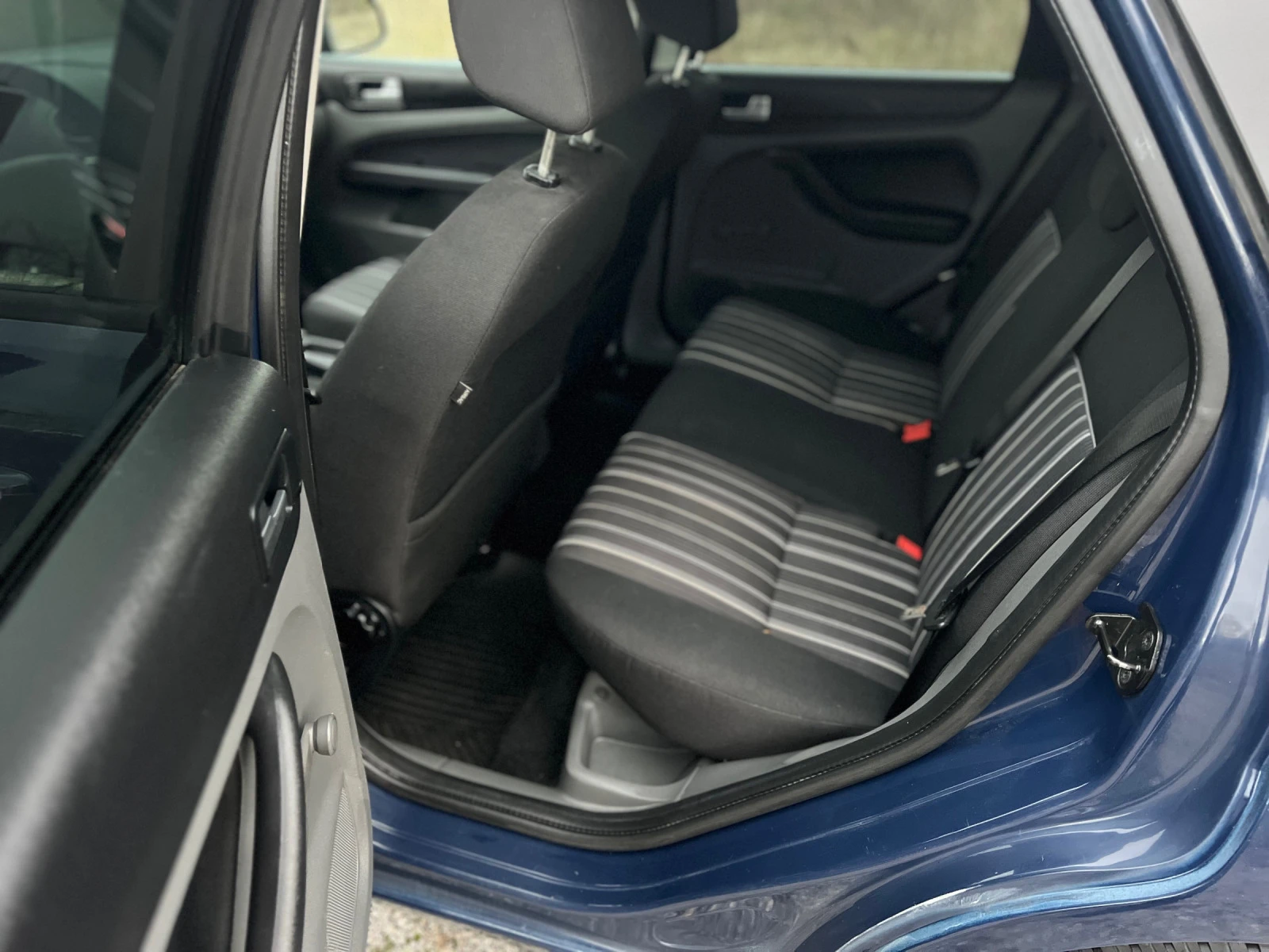 Ford Focus 1.6i EURO 5// | Mobile.bg   14