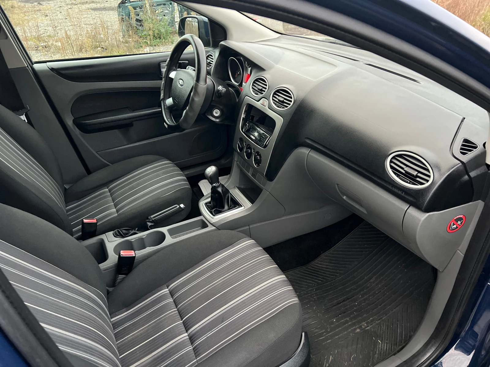 Ford Focus 1.6i EURO 5// | Mobile.bg   13