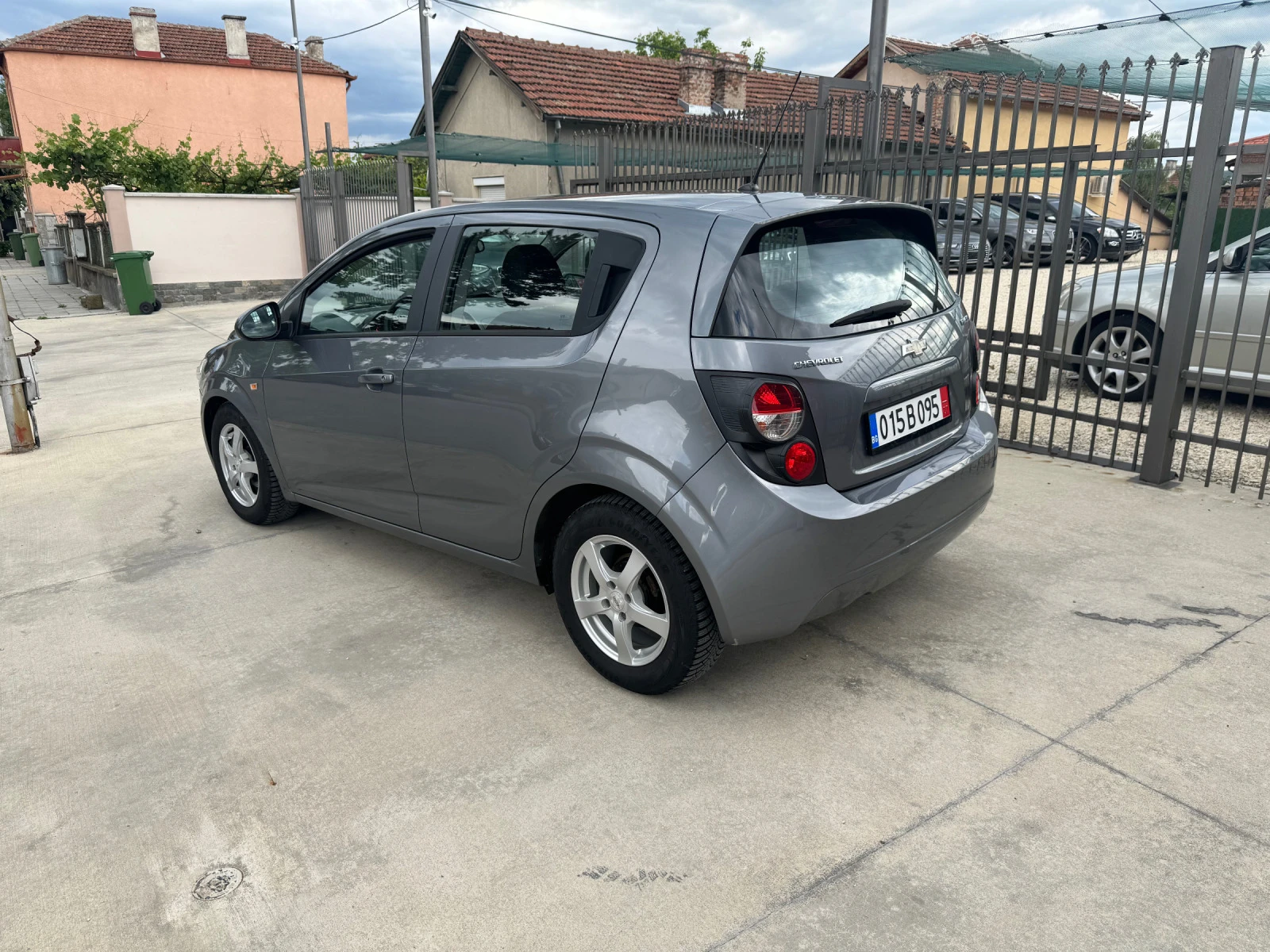 Chevrolet Aveo 1, 2 16V 85k.c. - изображение 5