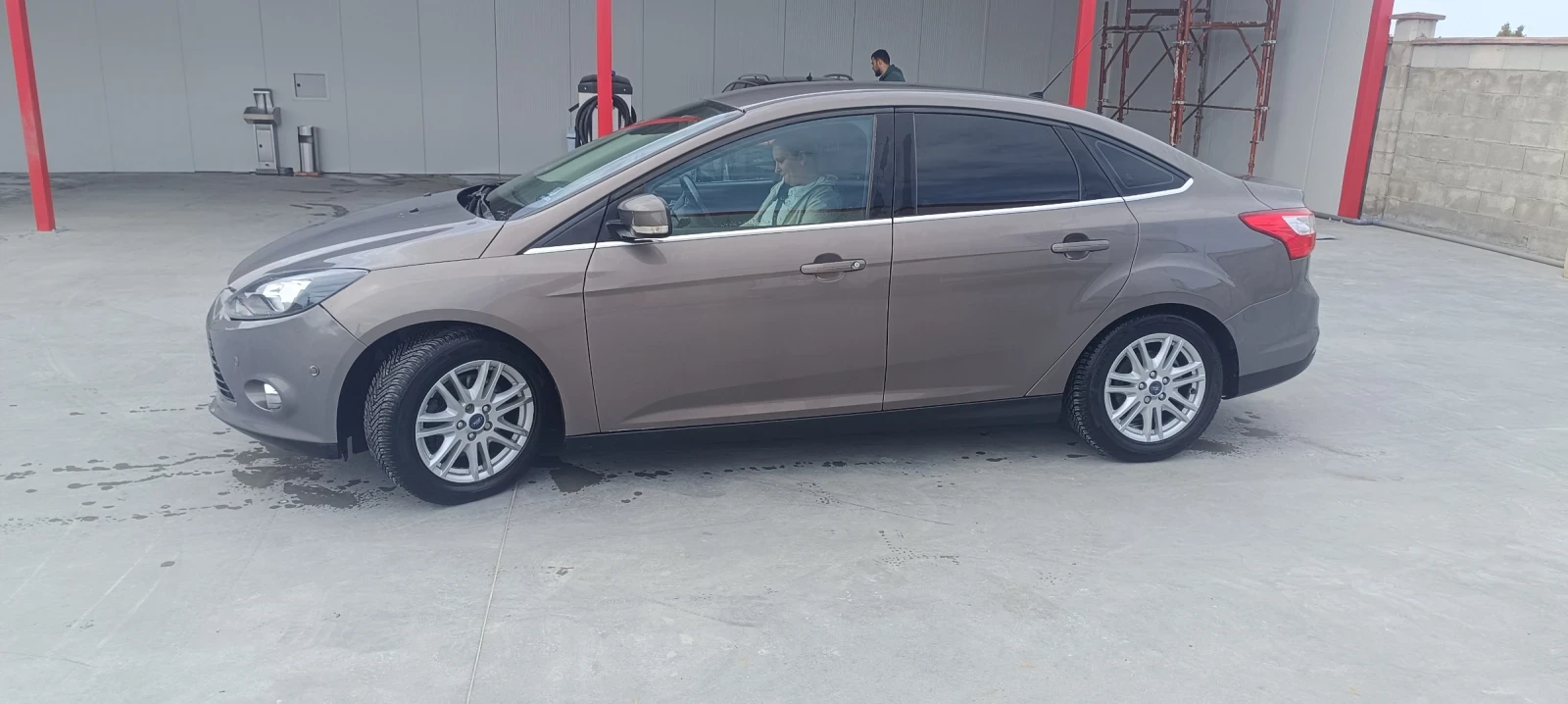 Ford Focus 1.6 TI 125к.с - изображение 5