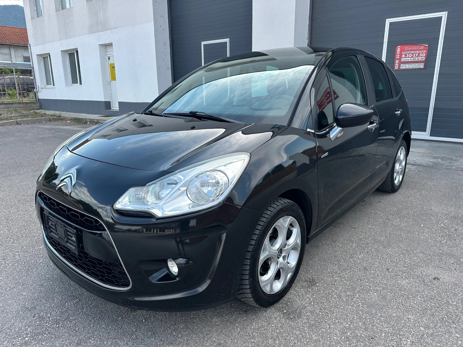 Citroen C3 1.4HDI Exclusive Design Италия - изображение 3