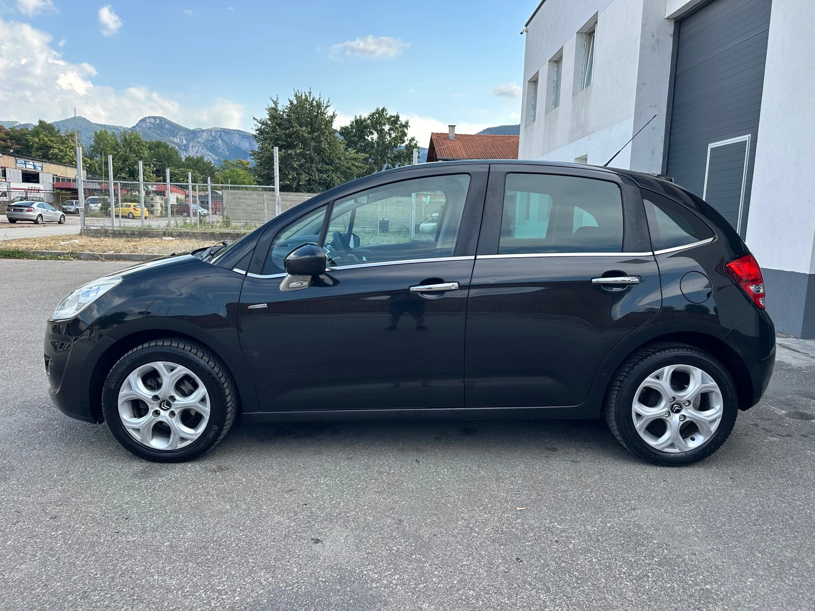 Citroen C3 1.4HDI Exclusive Design Италия - изображение 4