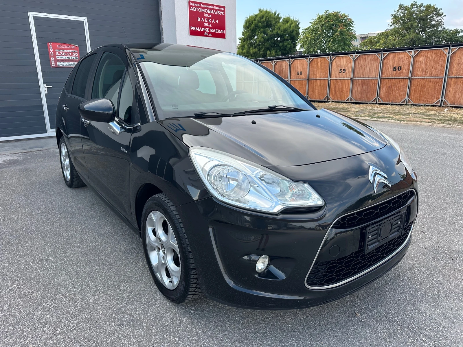 Citroen C3 1.4HDI Exclusive Design Италия - изображение 9
