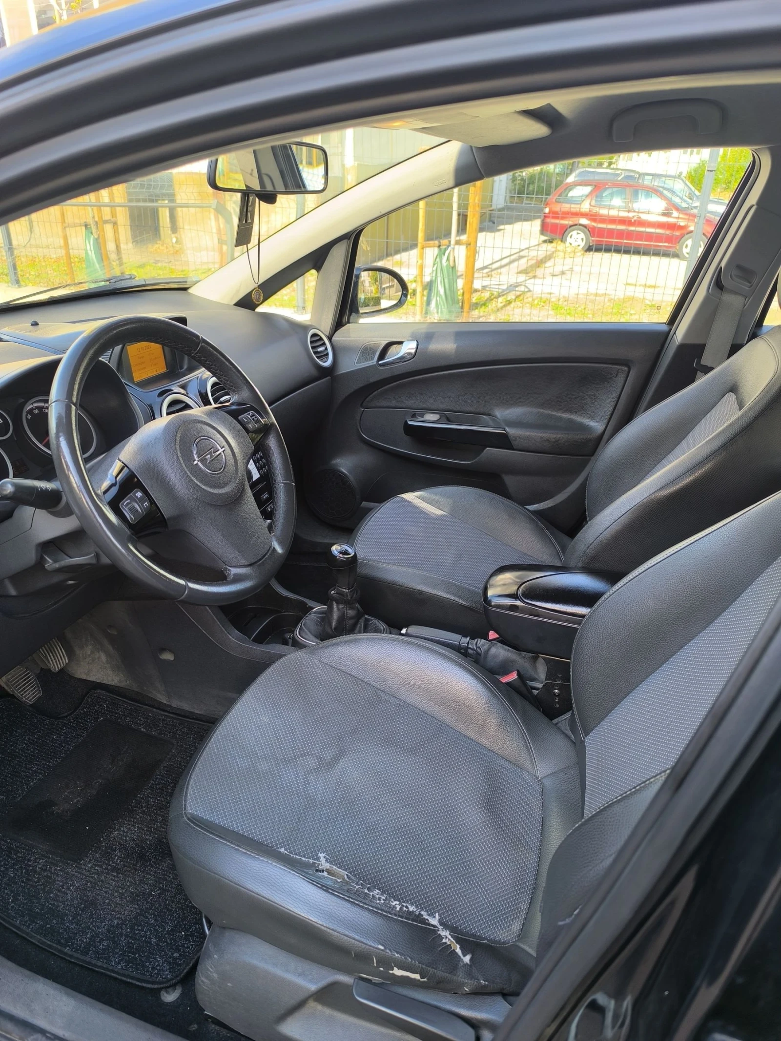 Opel Corsa  - изображение 6