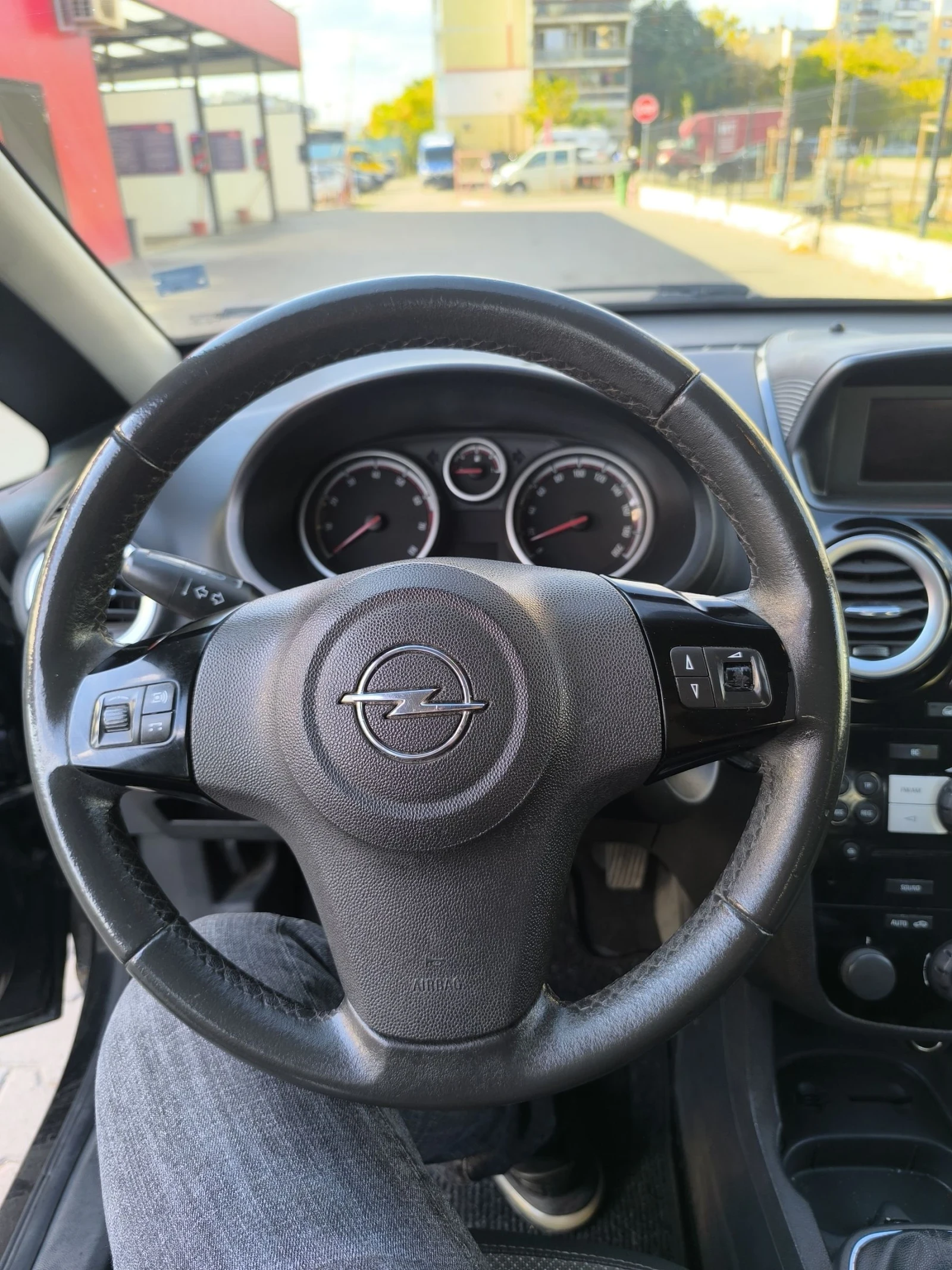 Opel Corsa  - изображение 7