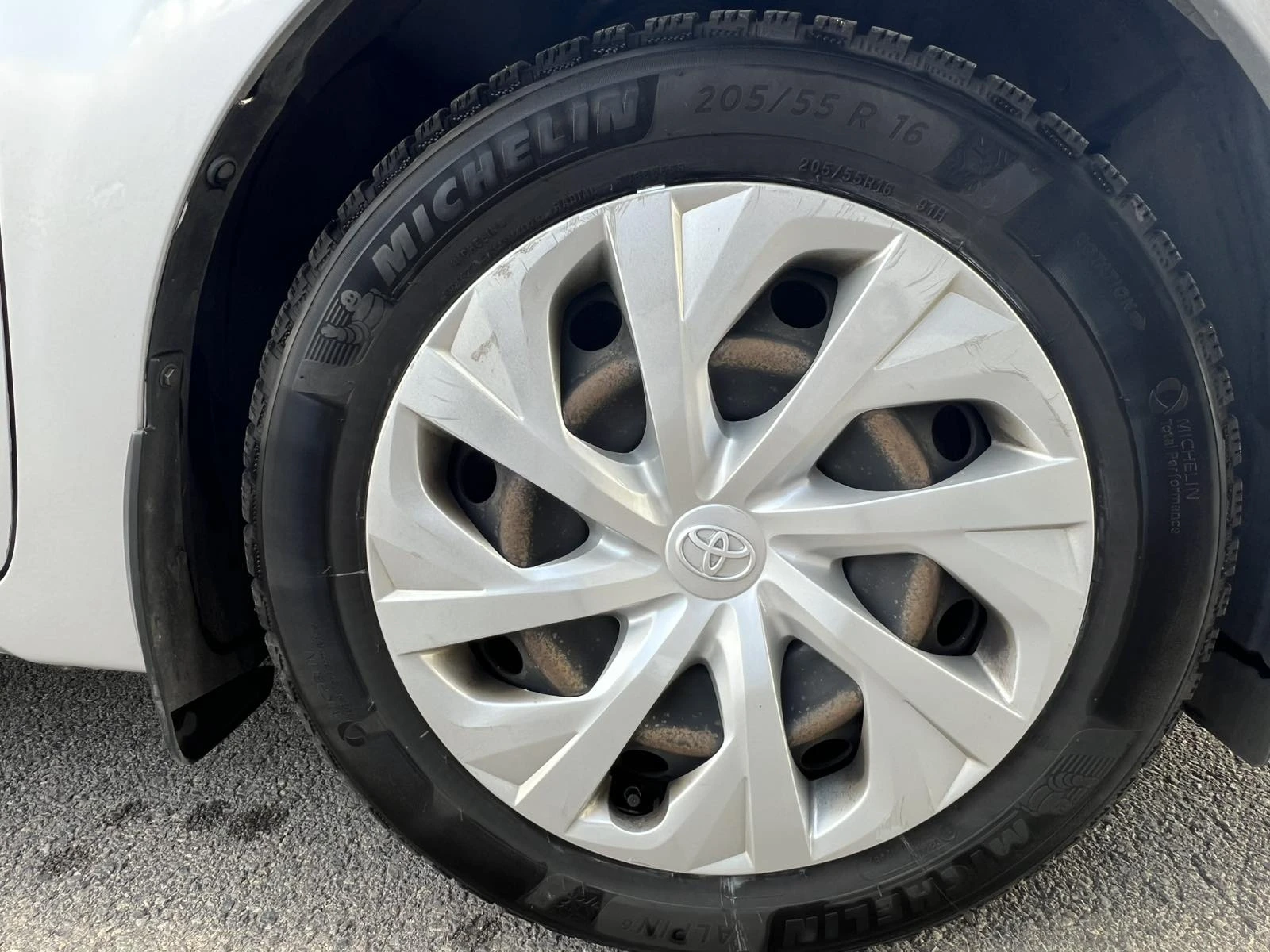 Toyota Corolla 1.6 VVT-i 6MT Luna | Mobile.bg   16